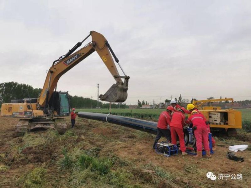 管道工程师的实战法则:从图纸到竣工的完美闭环